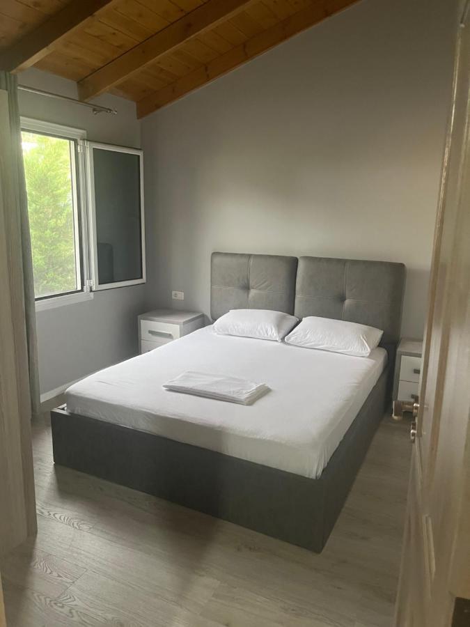 Villa Yseni Orikum Ngoại thất bức ảnh